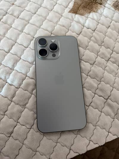 Apple iPhone 15 Pro Max full clean phone