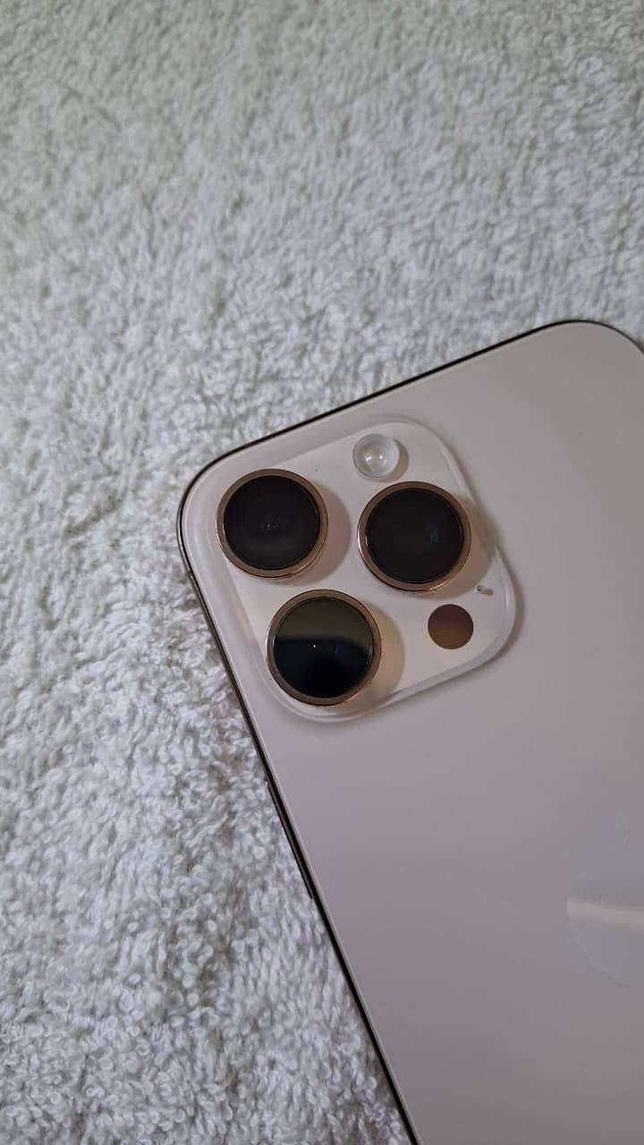 iPhone 16 pro max ( JV ) 2