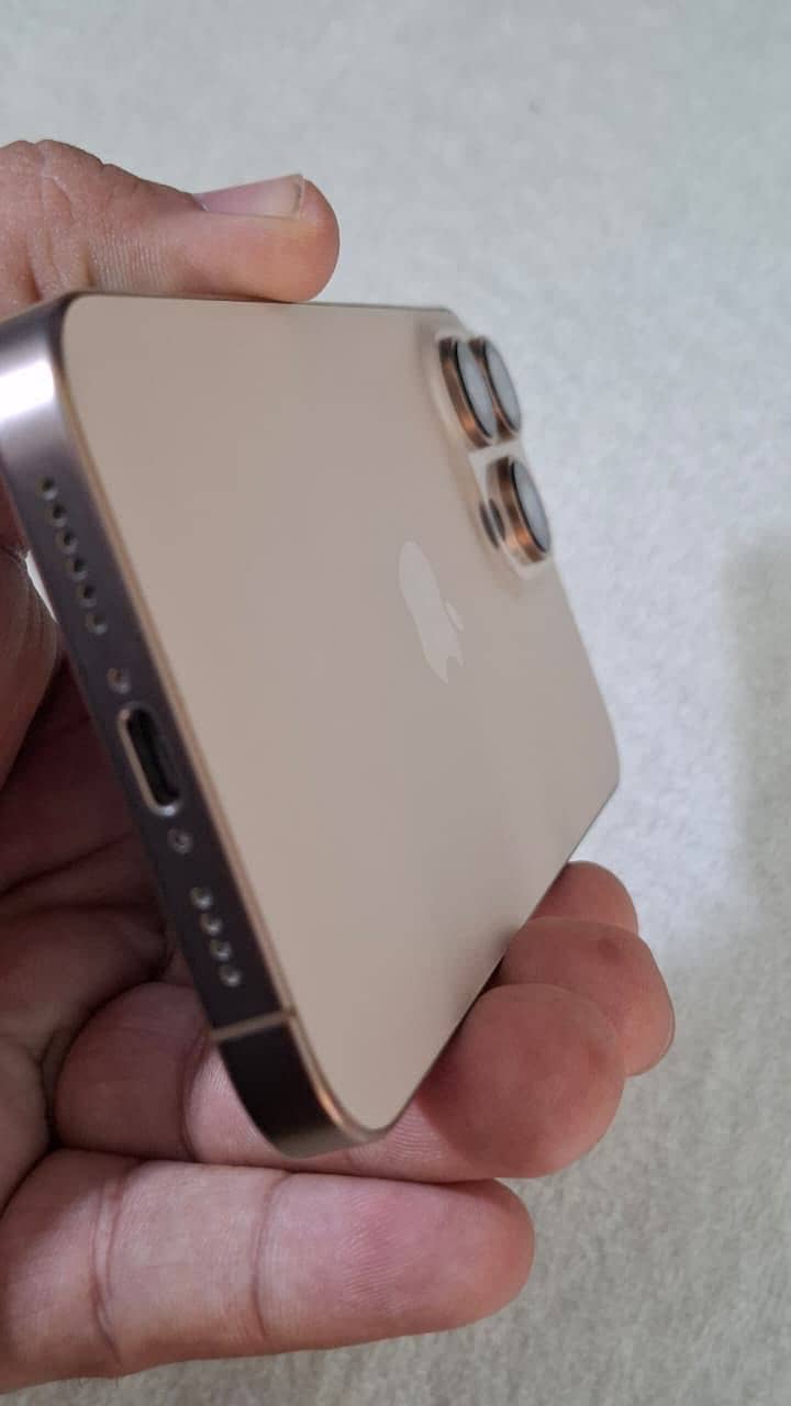 iPhone 16 pro max ( JV ) 7