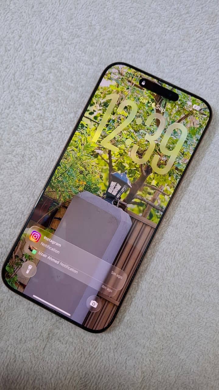 iPhone 16 pro max ( JV ) 10