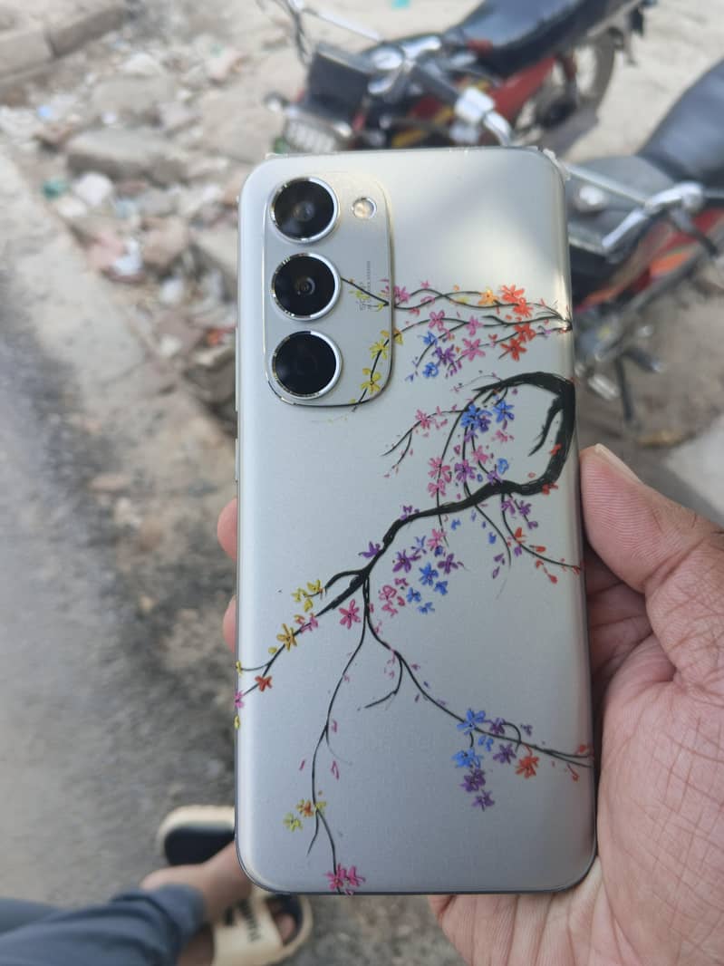Tecno spark 40 pro plus+ 0