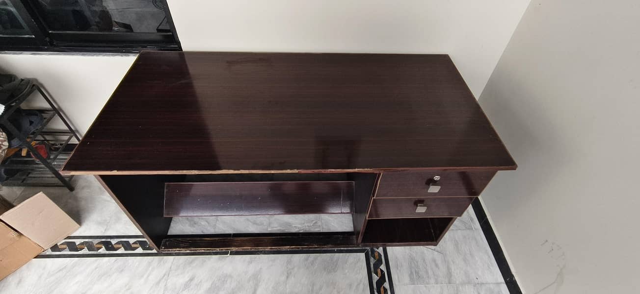 Office/Computer table 1