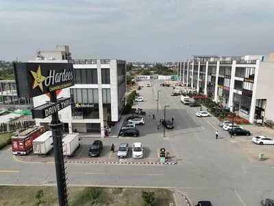 5 Marla plot For Sale IN M7 C1 lake city