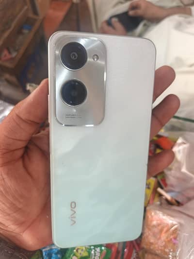 Vivo Y18