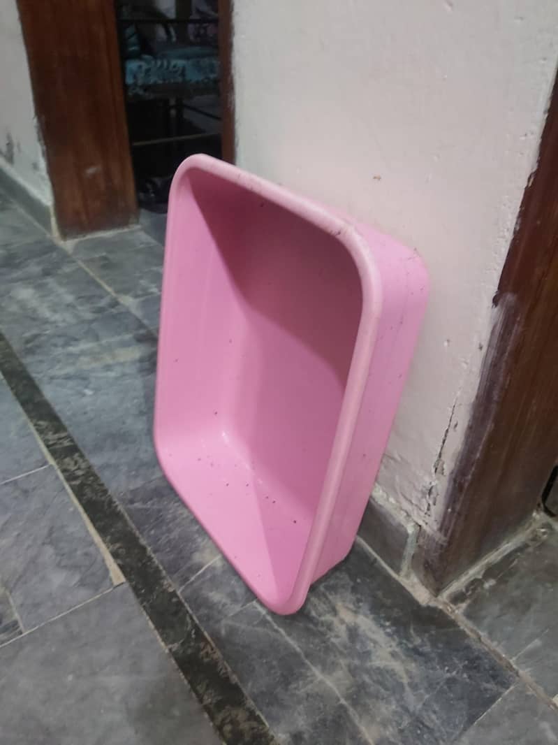 Cat litter box 1