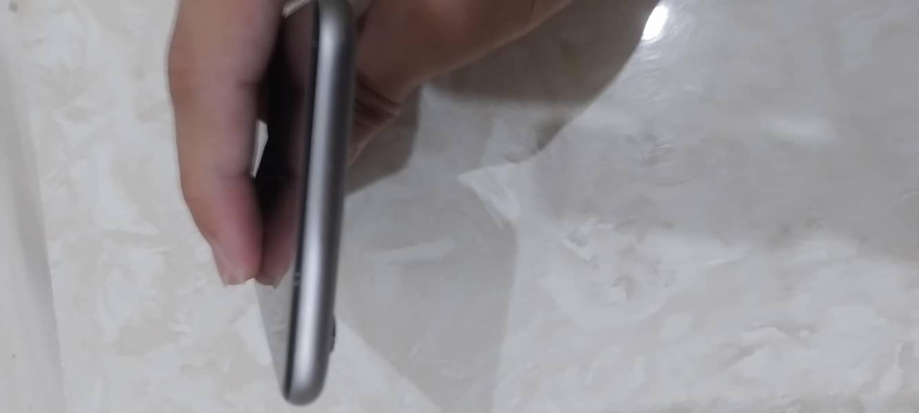 Apple iPhone 6 2