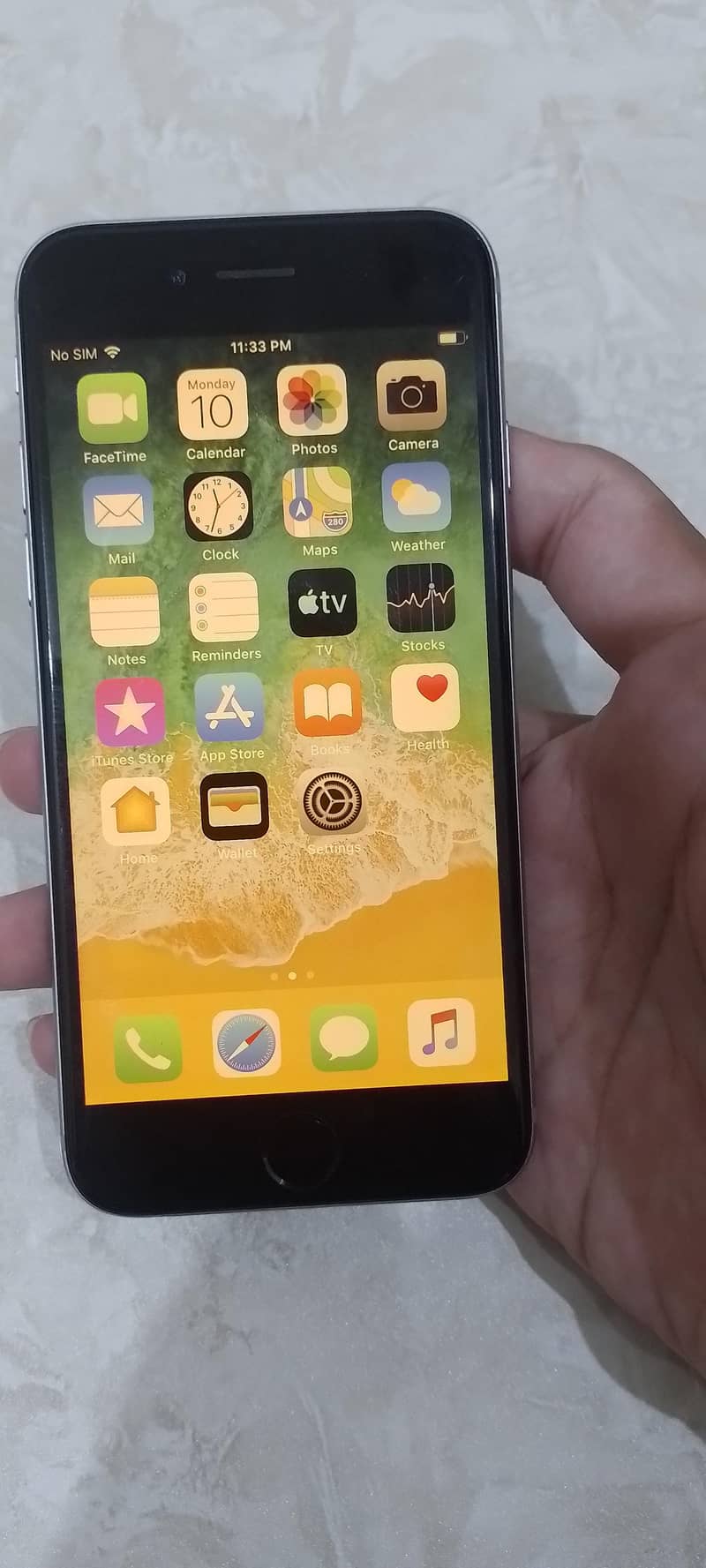 Apple iPhone 6 6