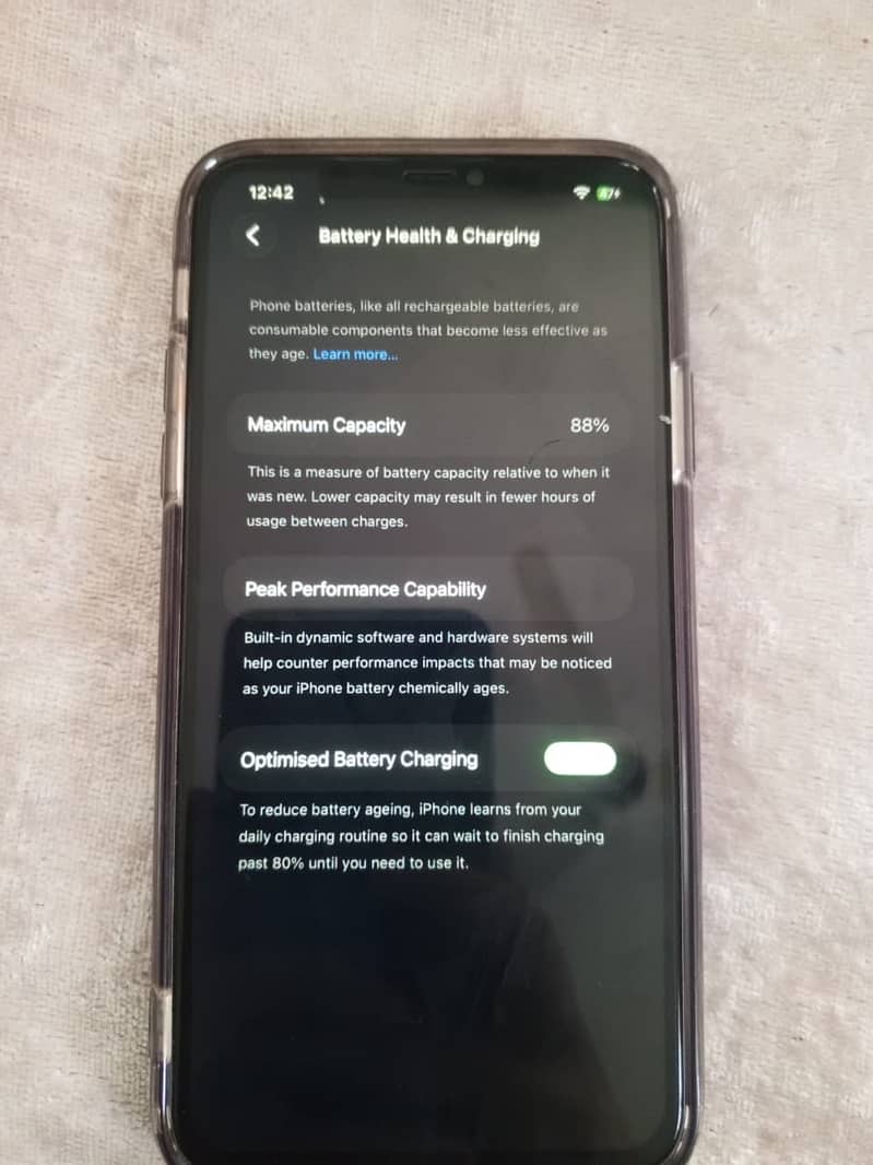 iPhone 11 Pro Max 4
