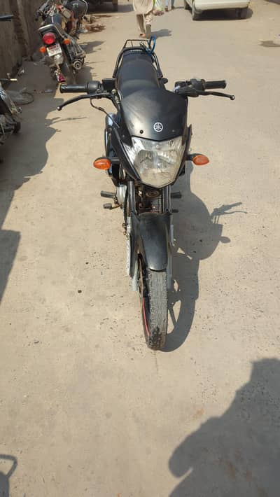 Yamaha ybr 125 well condition