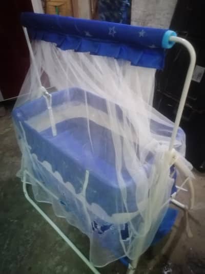 swing jula 10 day use hy bas like new