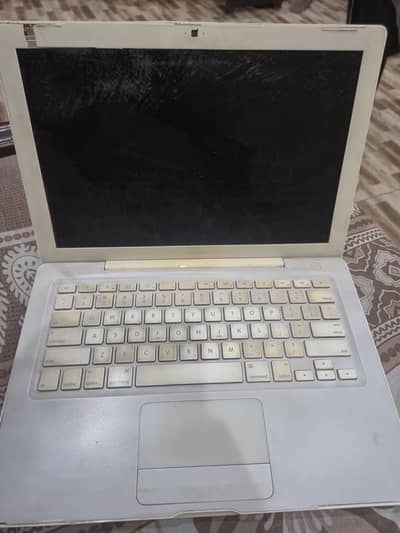 broken macbook