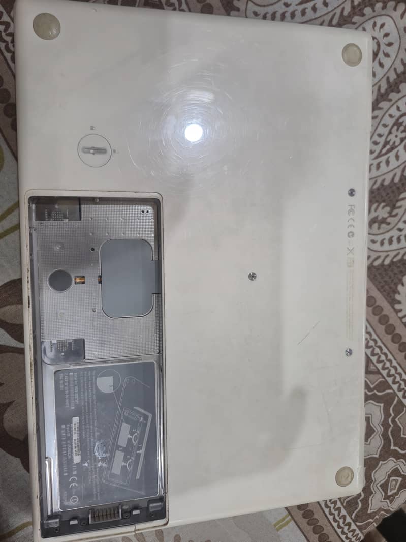 broken macbook 2