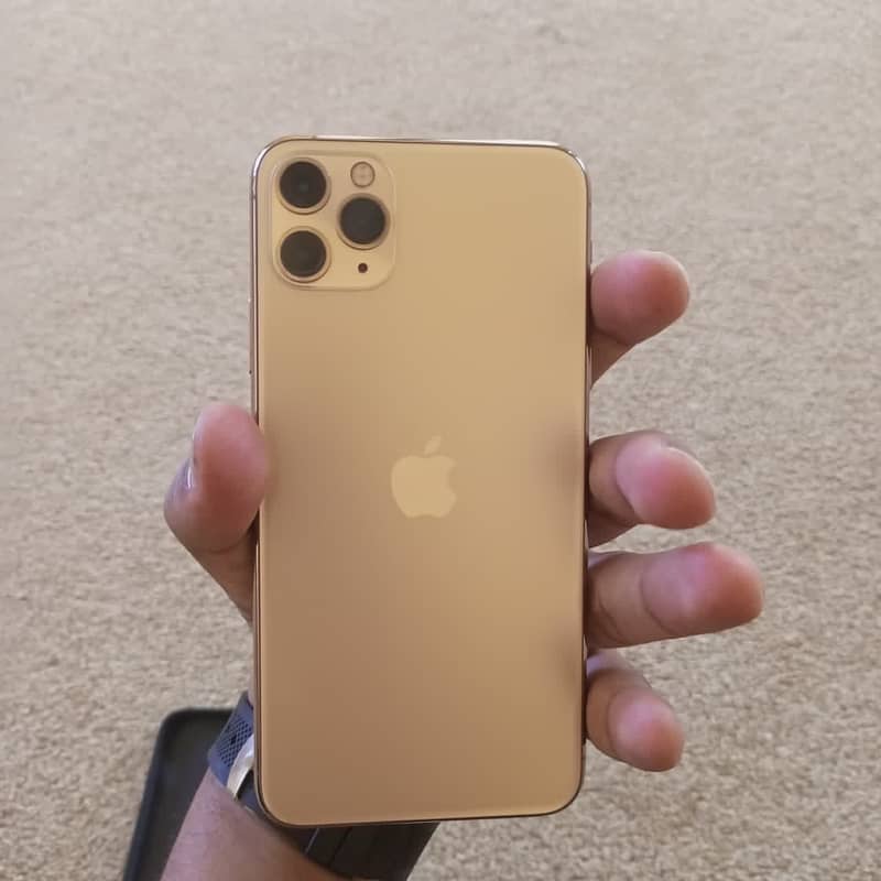 Apple iPhone 11 Pro Max 2