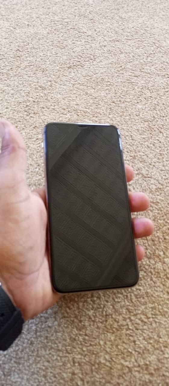 Apple iPhone 11 Pro Max 5