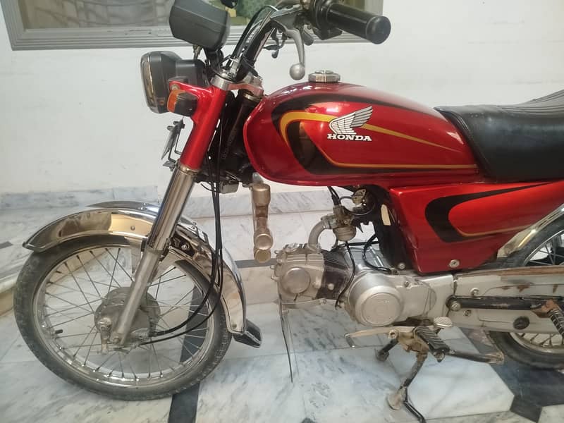 United 20 Model 2
