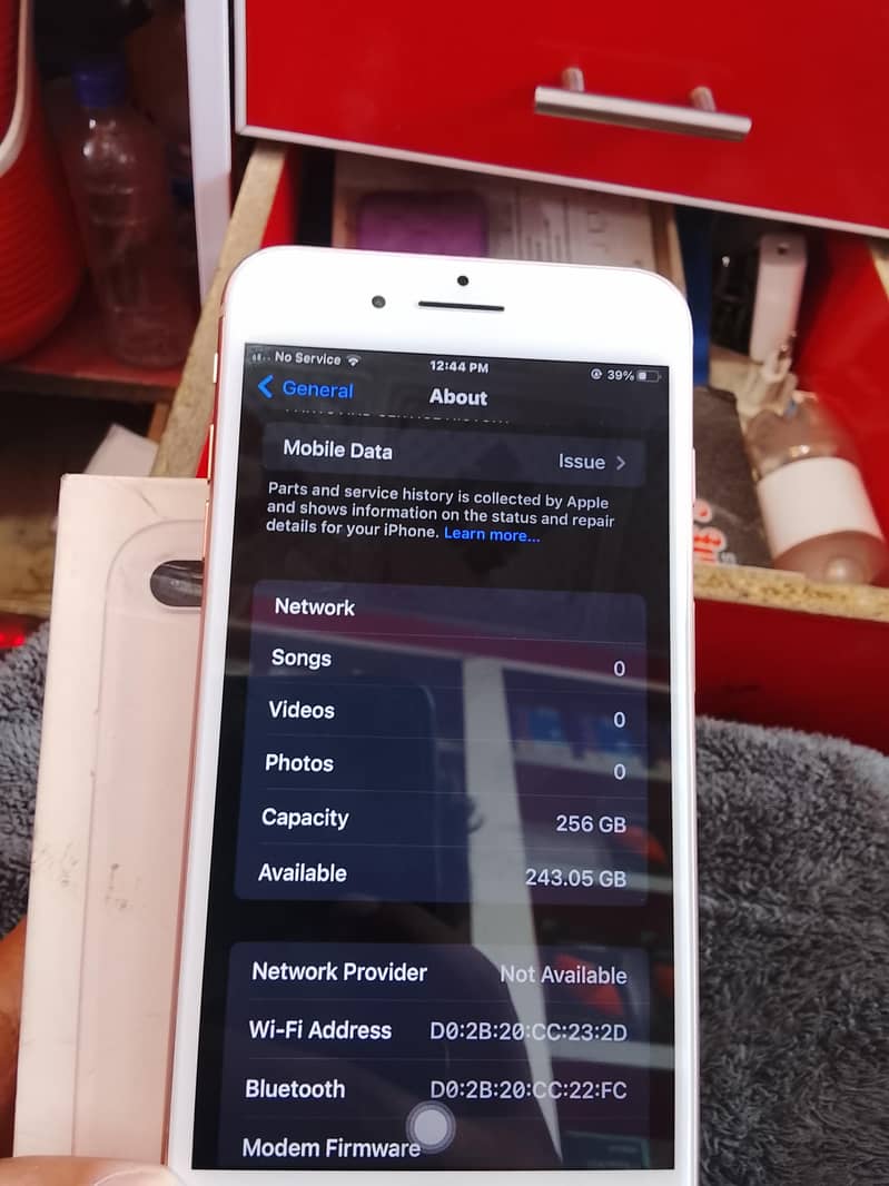 Apple iPhone 8 Plus 6