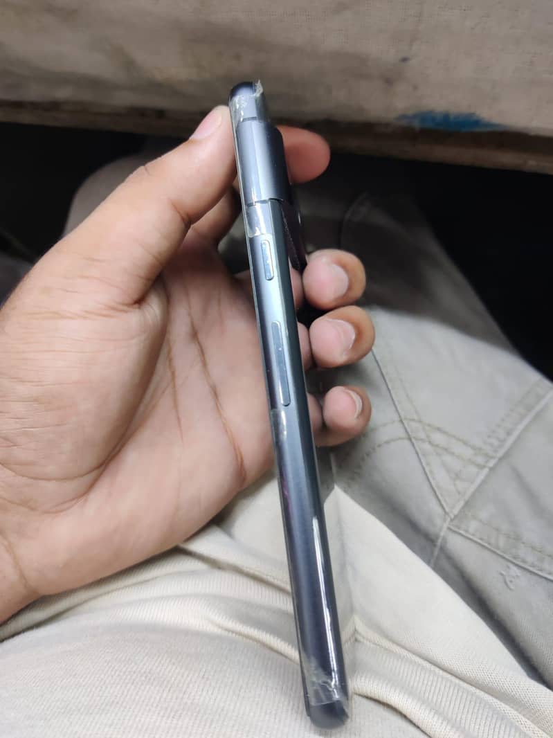 Google Pixel 7 3