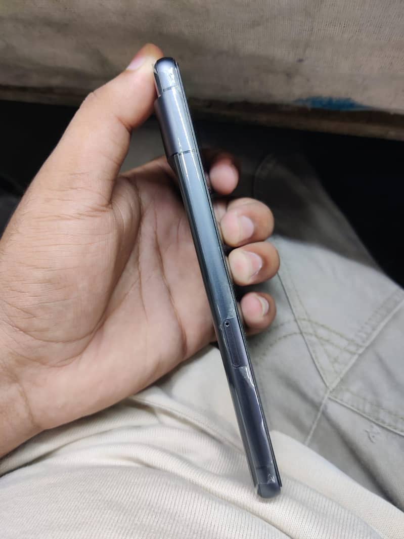 Google Pixel 7 4