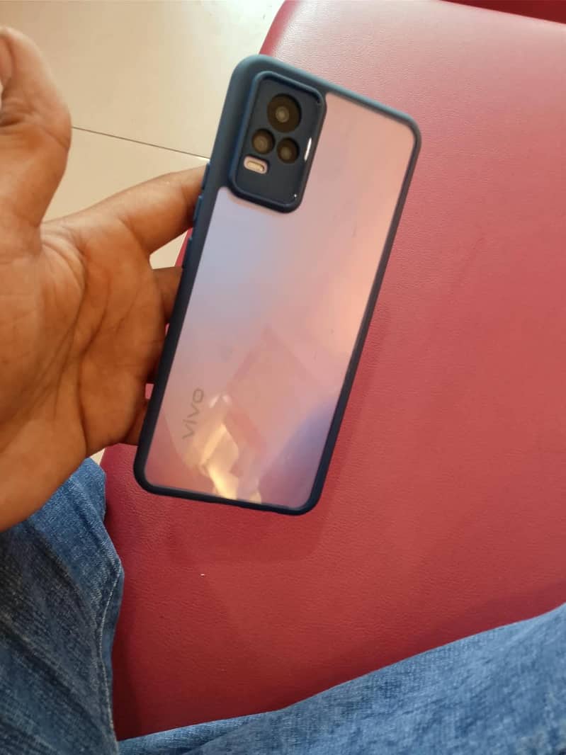 Vivo V21 1