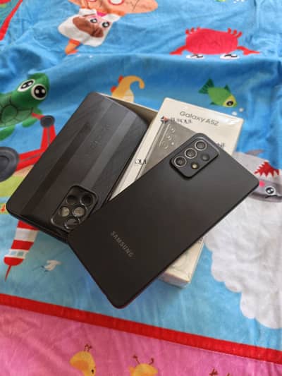 Samsung Mobile A52 8gb 128gb