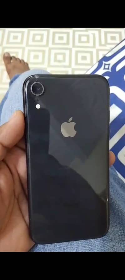 Apple iPhone XR