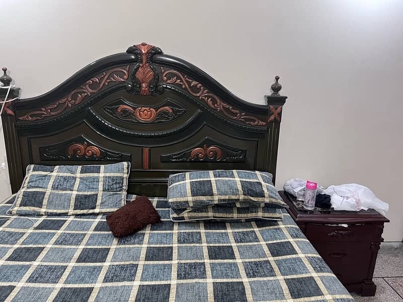 King Bed 1