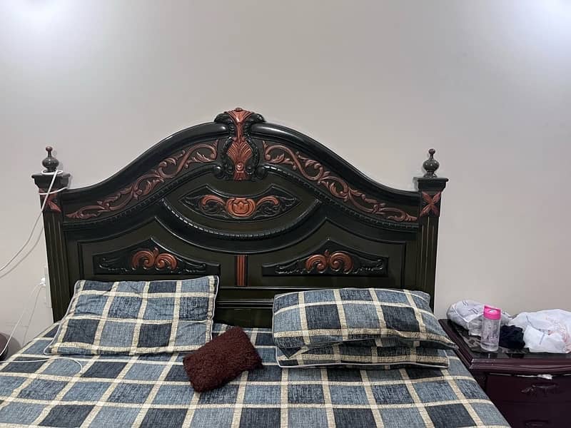 King Bed 2