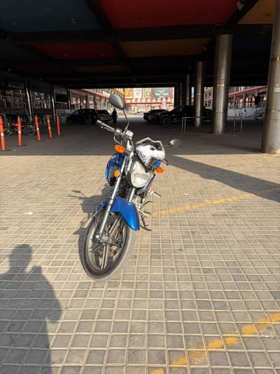 Suzuki GSX 125