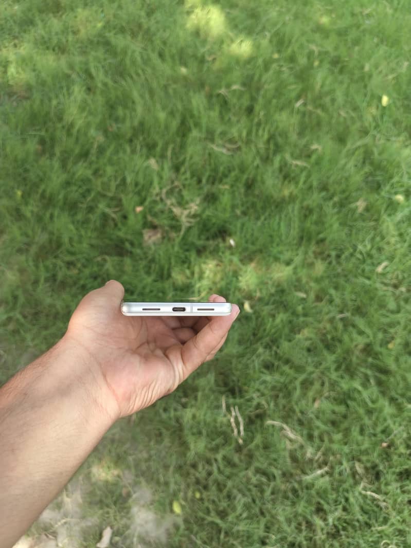 Google Pixel 7 3