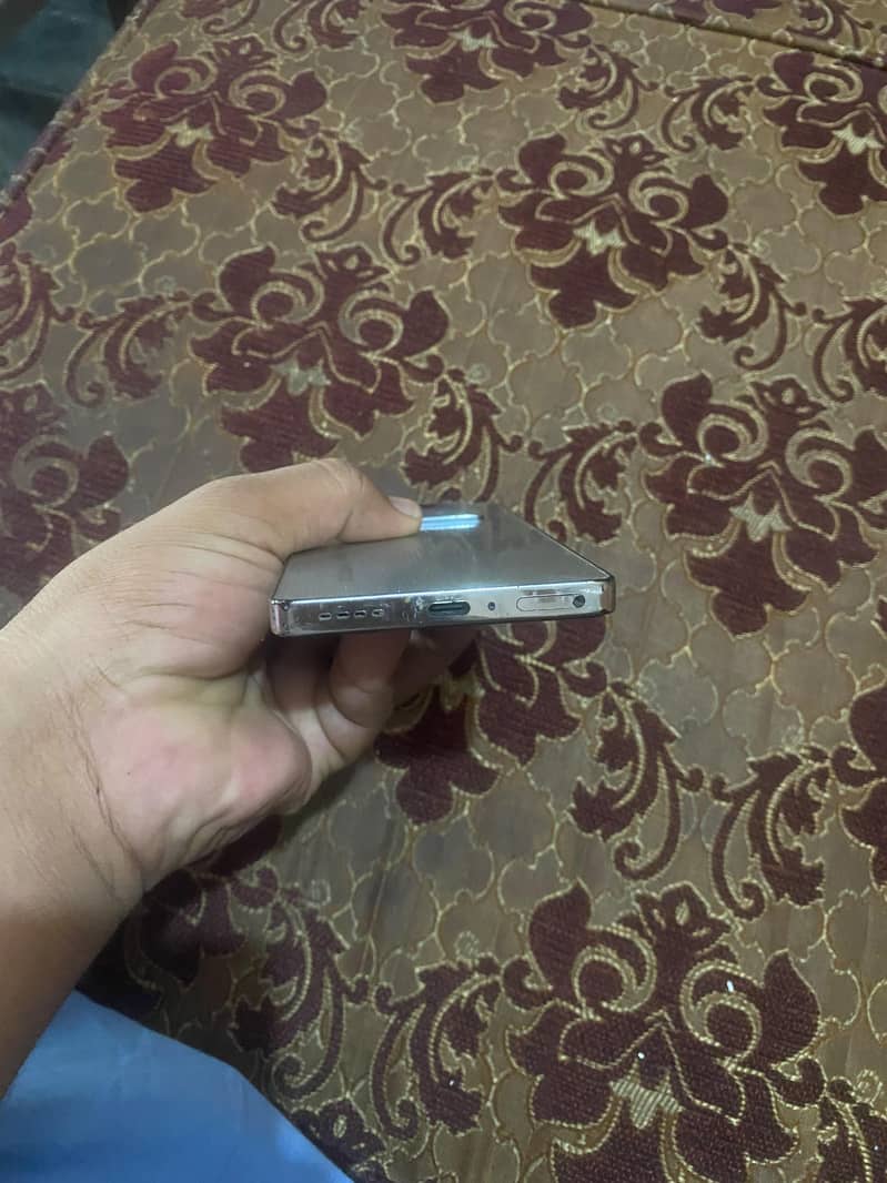 Infinix Note 40 2