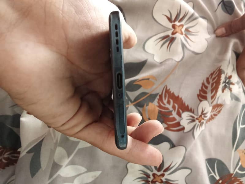 Infinix 4