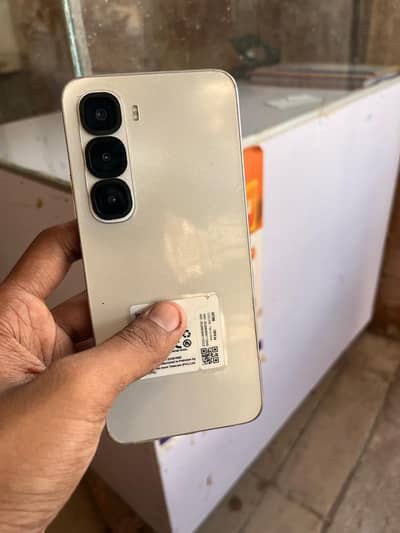 Infinix hot 60 i