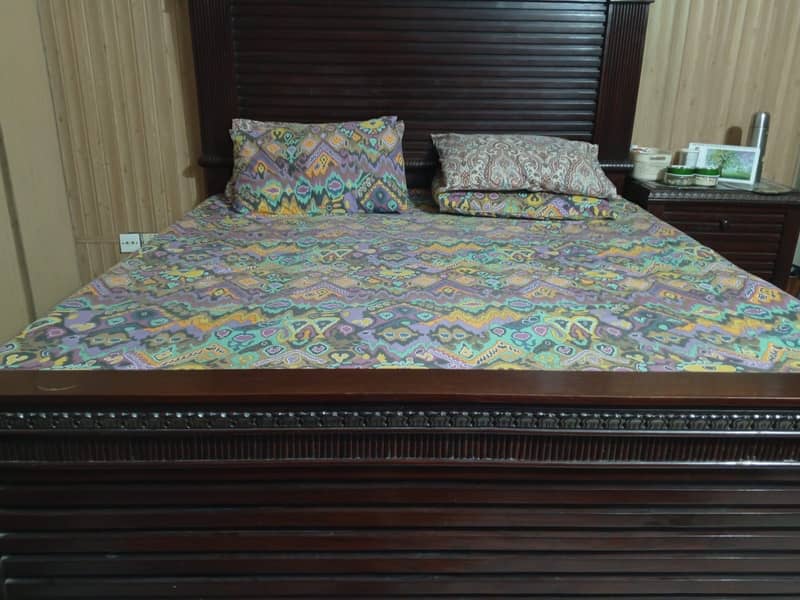 Chinioti  bed 8