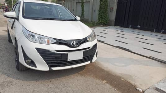 Toyota yaris gli 21 modal