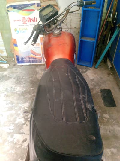 Road Prine CD 70  2017 model in used condition for a reasonable price