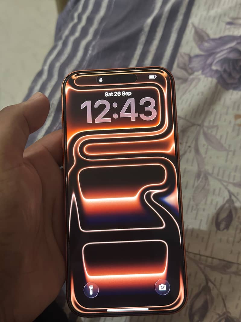 Apple iPhone 17 Pro Max 5