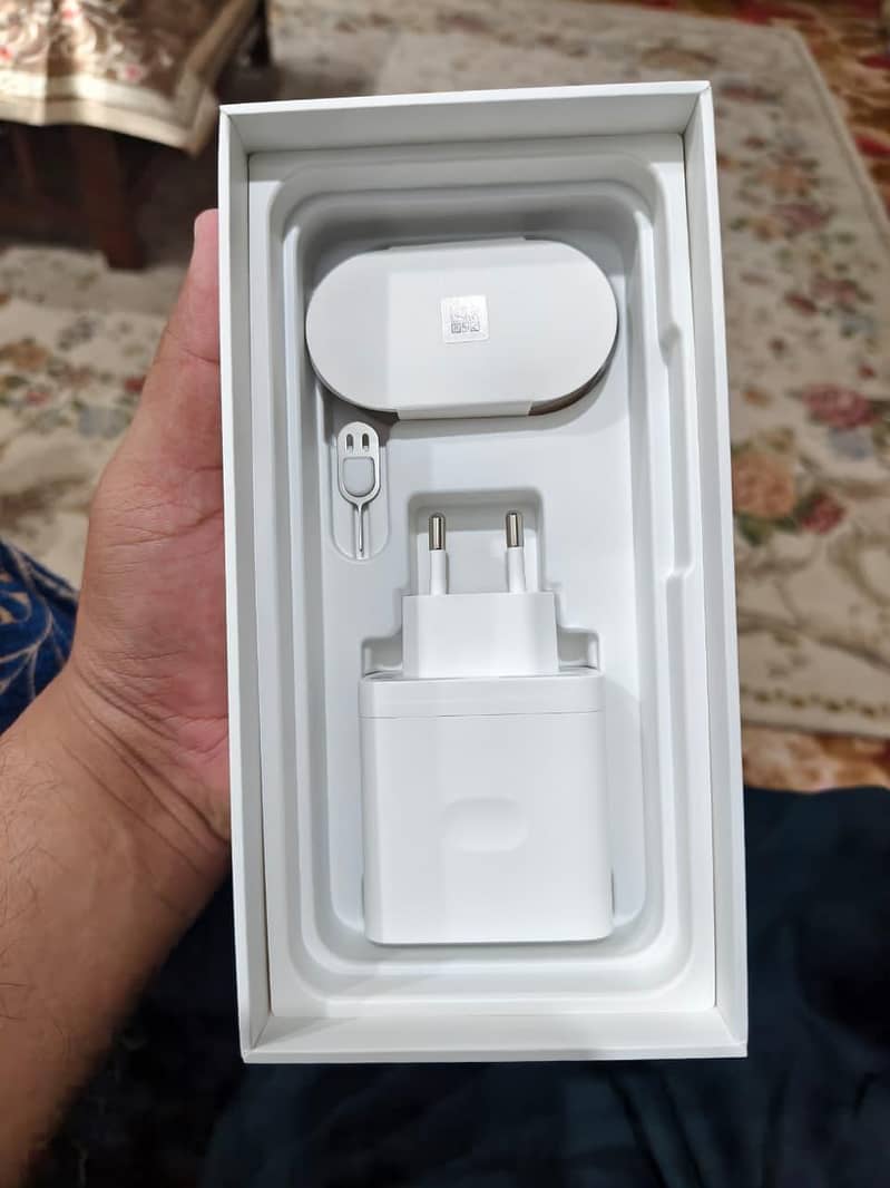 OPPO A6s 1