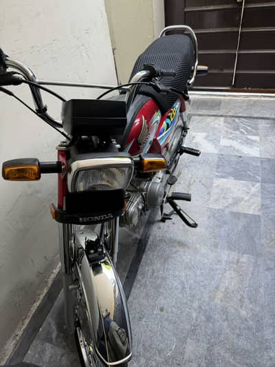 Honda CD 70 2024