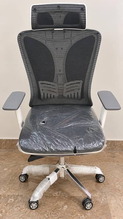Executive Chair *  Double Lever * Adjustable Armrests * Heavy base