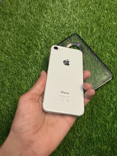Apple iPhone 8 Factory Unlock NONPTA 64 gb whatsapp 03099403787