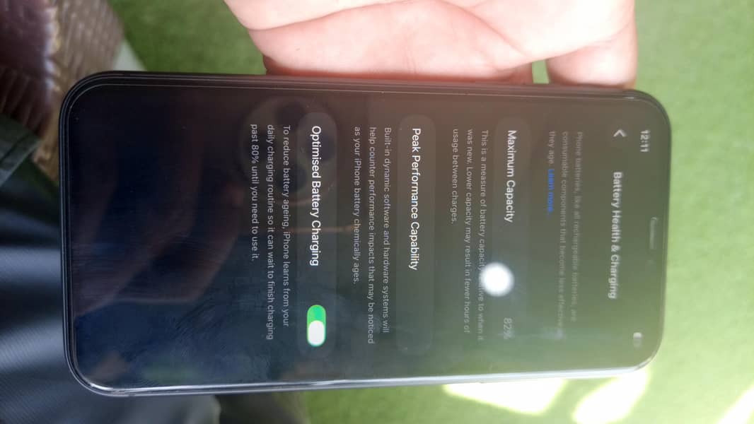 Apple iPhone 11 3