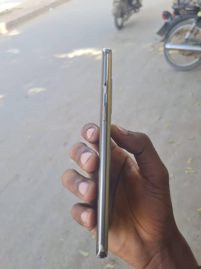 OnePlus 8 5