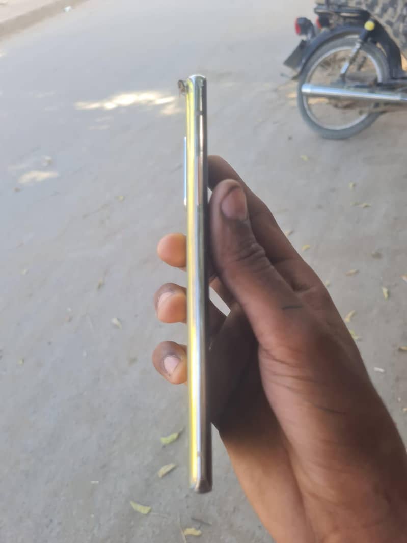 OnePlus 8 6