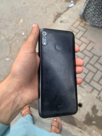 Infinix Hot 8 Lite