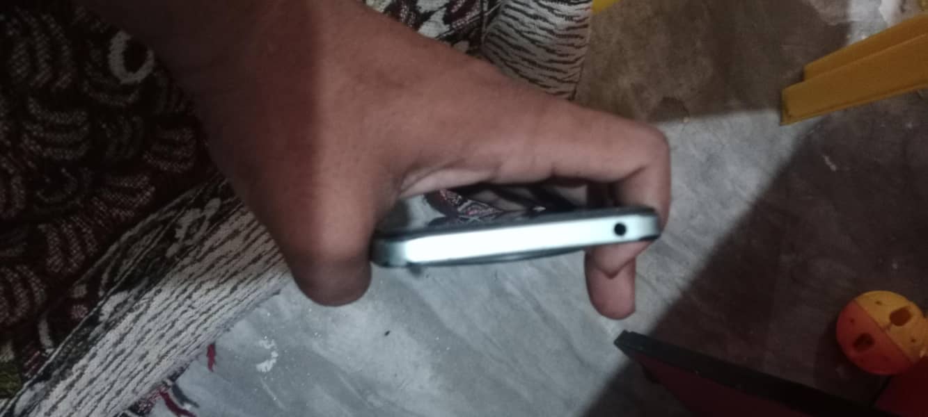 Xiaomi POCO C75 3