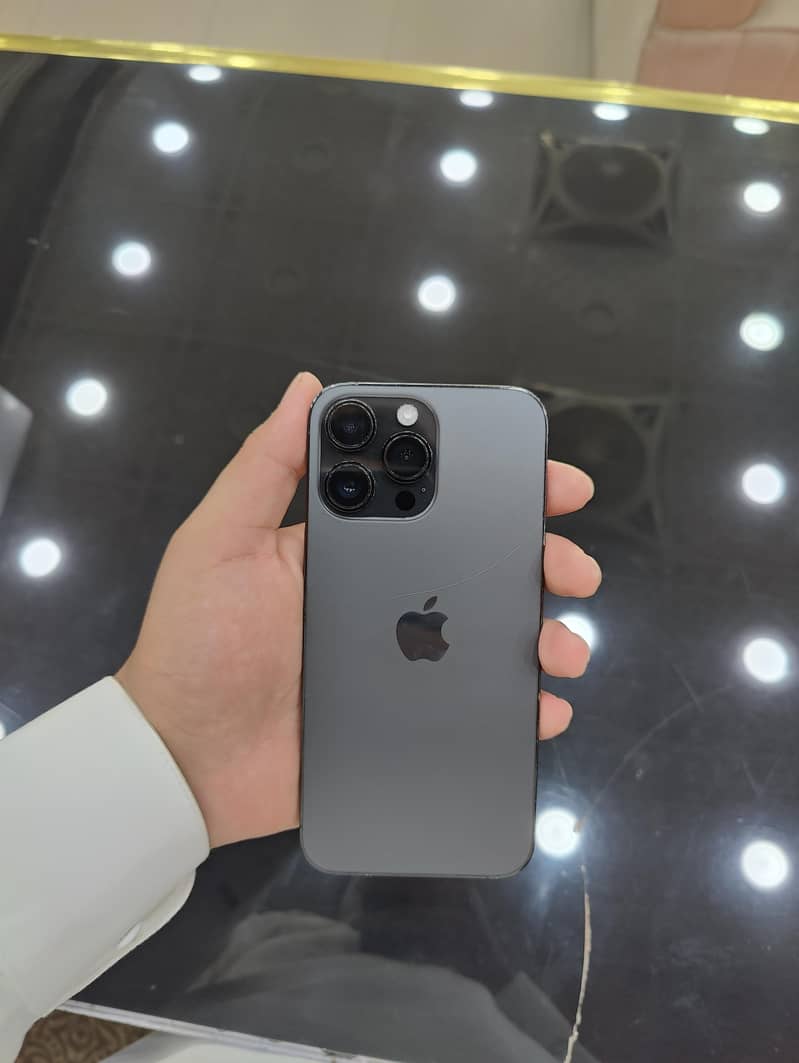 Apple iPhone 14 Pro Max 6