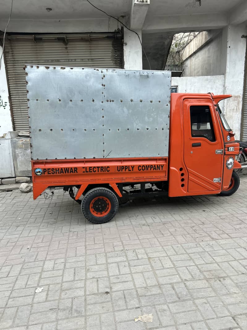 Loader Rickshaw 2013 3
