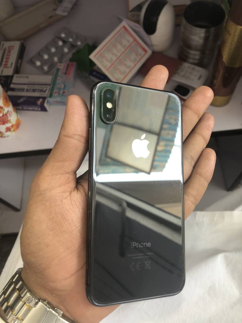 Apple iPhone X 0