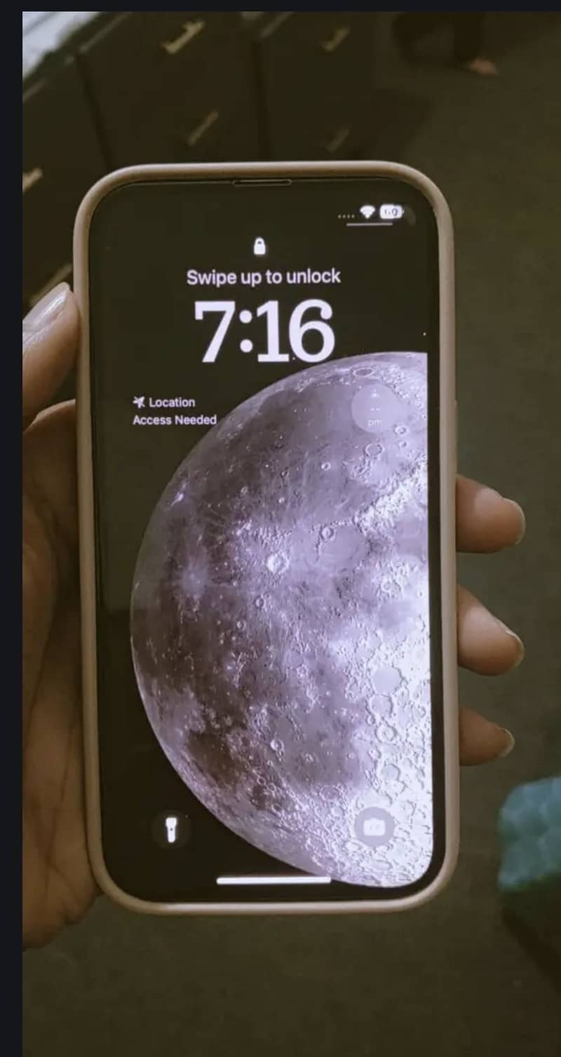 Apple iPhone 13 2