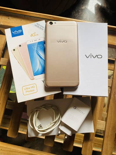 Vivo Y67 (4/64) urgent Sale. 03/09/10/18/123